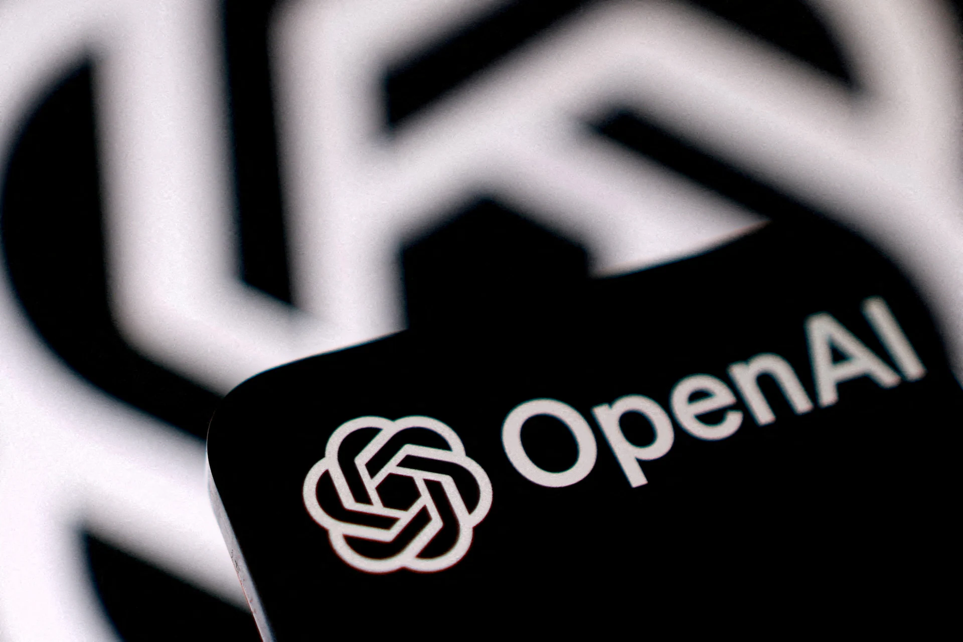 OpenAI تخفض سعر GPT-5.6 Sol للمطورين بأكثر من 20%