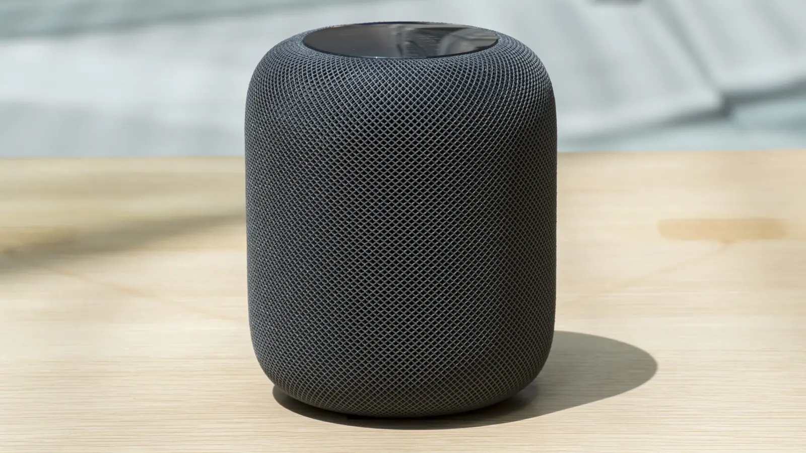 أبل تطور HomePod بشاشة قابلة للتخصيص وفقًا لأكواد نظام macOS