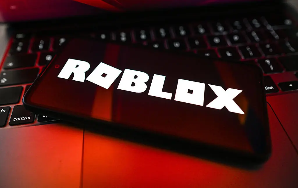 رقابة أسترالية تلزم Roblox بتعزيز حماية الأطفال من التواصل غير الآمن