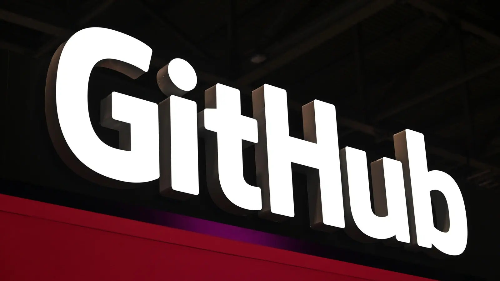 عدد التزامات البرمجية على GitHub يتضاعف في أربعة أشهر