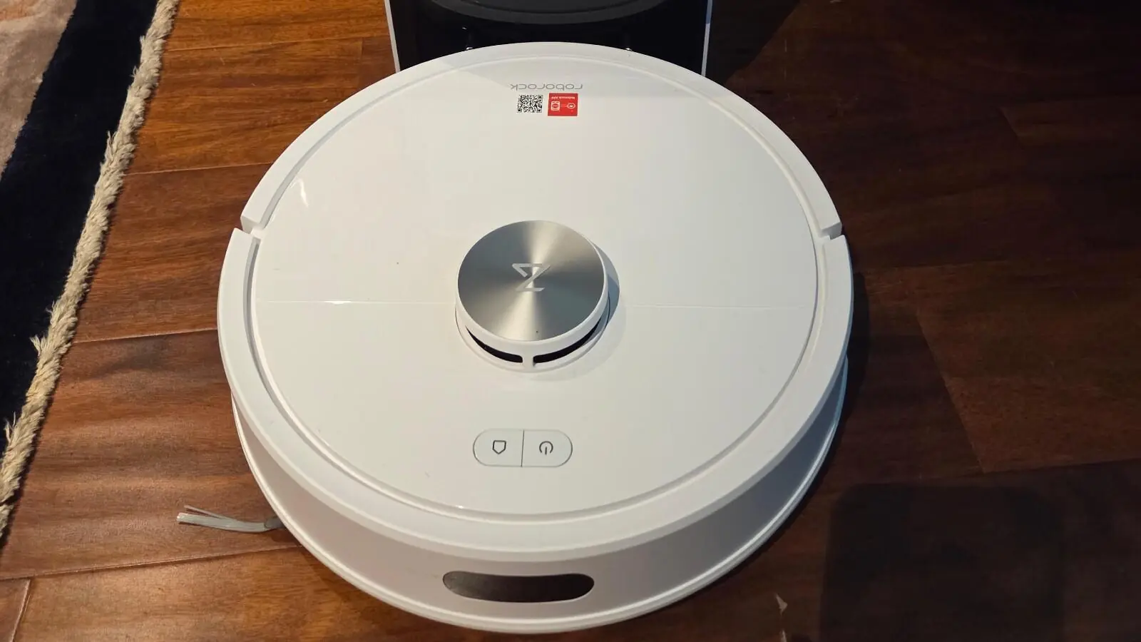 مكنسة Roborock الذكية تجمع بين الأداء والسعر المعقول للمنازل التي بها حيوانات أليفة