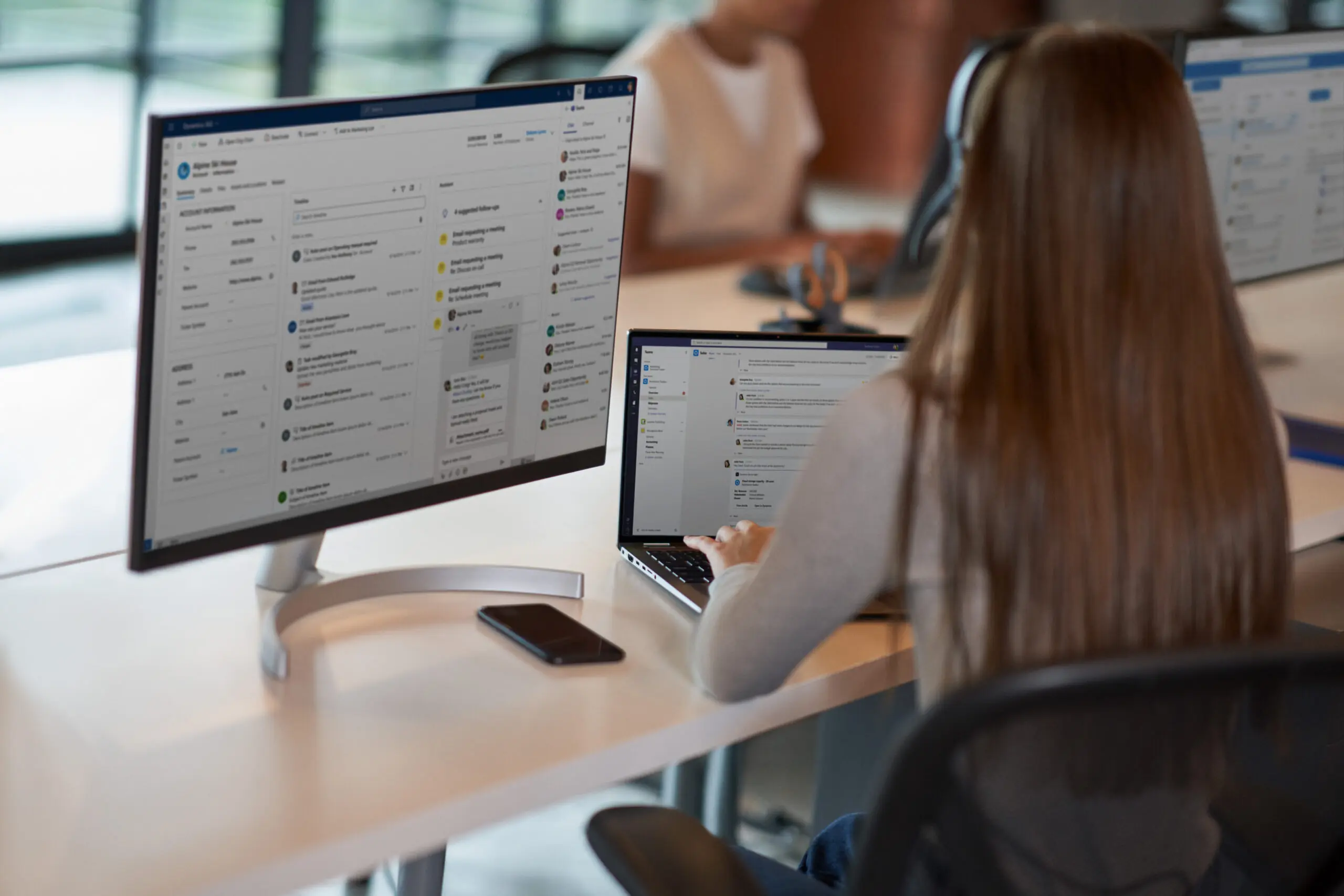 وكلاء AI يدخلون المبيعات وخدمة العملاء في Dynamics 365