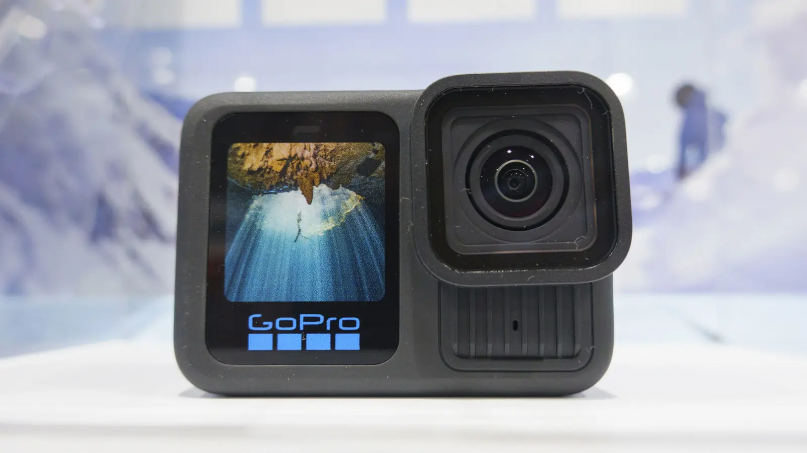 GoPro تدخل سوق مراكز البيانات الذكية عبر اندماج بـ 285 مليون دولار