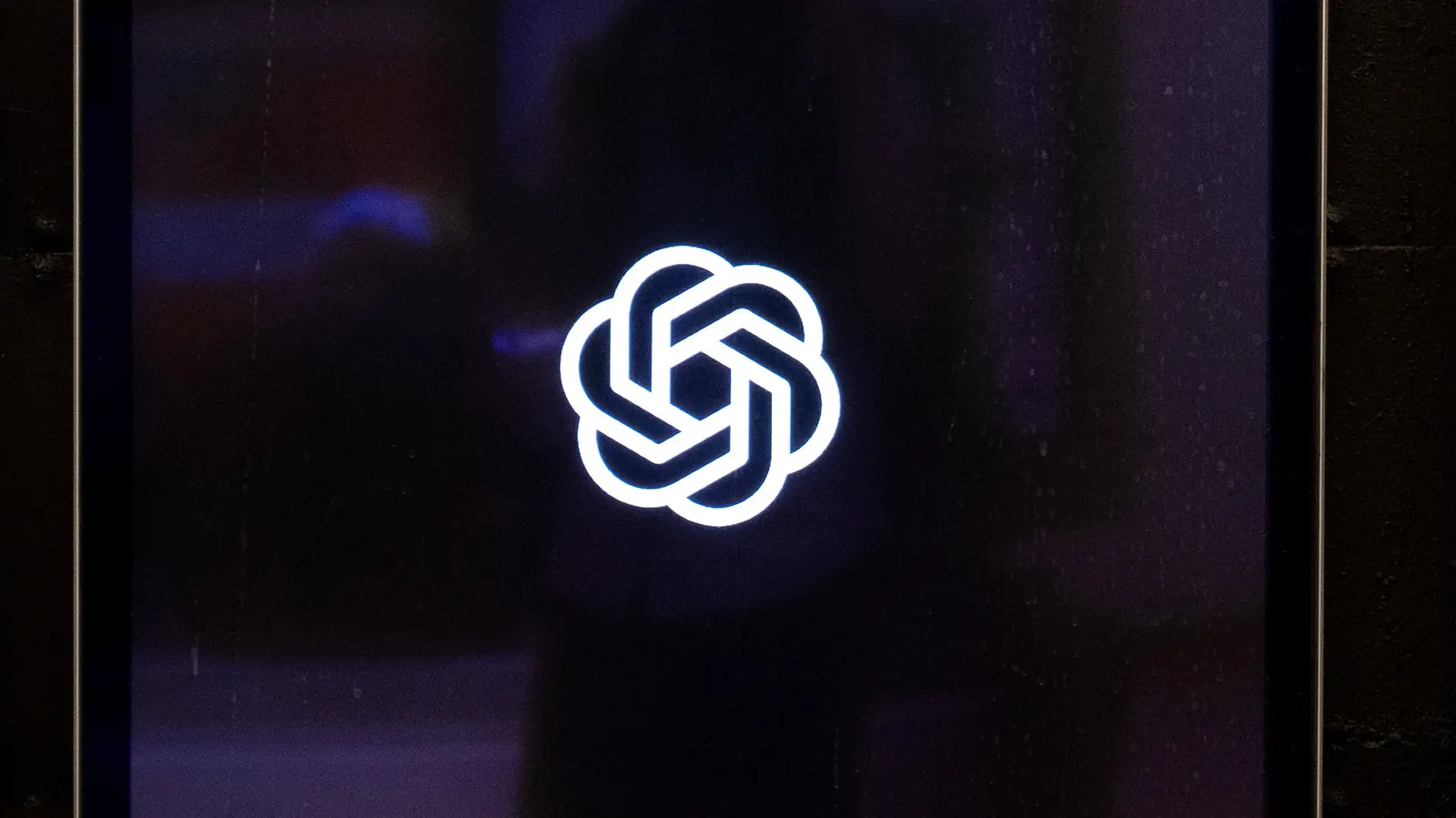 OpenAI تطلق GPT-6 Astra وتصفه بالنموذج الأذكى والأكثر توافقًا عالميًا