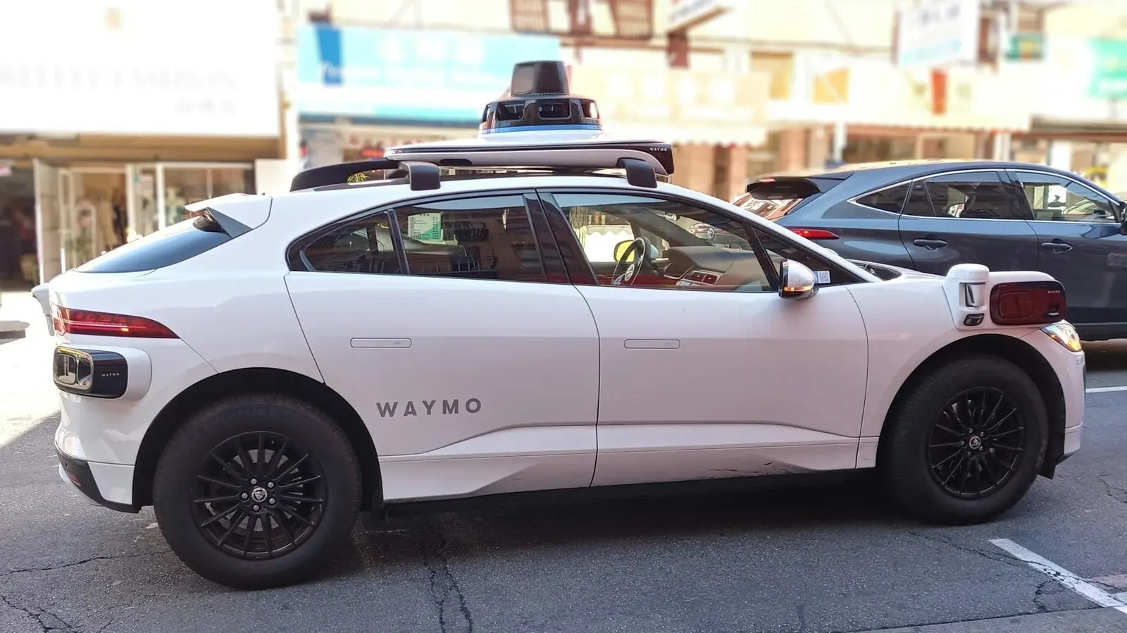 Waymo تتوسع وتفتح خدماتها في ثلاث مدن أمريكية جديدة